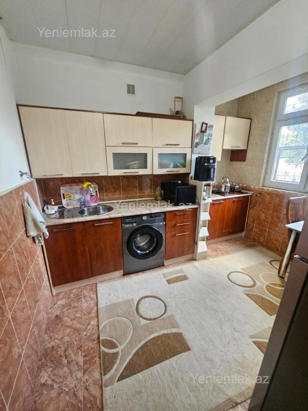 Satılır 2 otaqlı köhnə tikili 65 m²