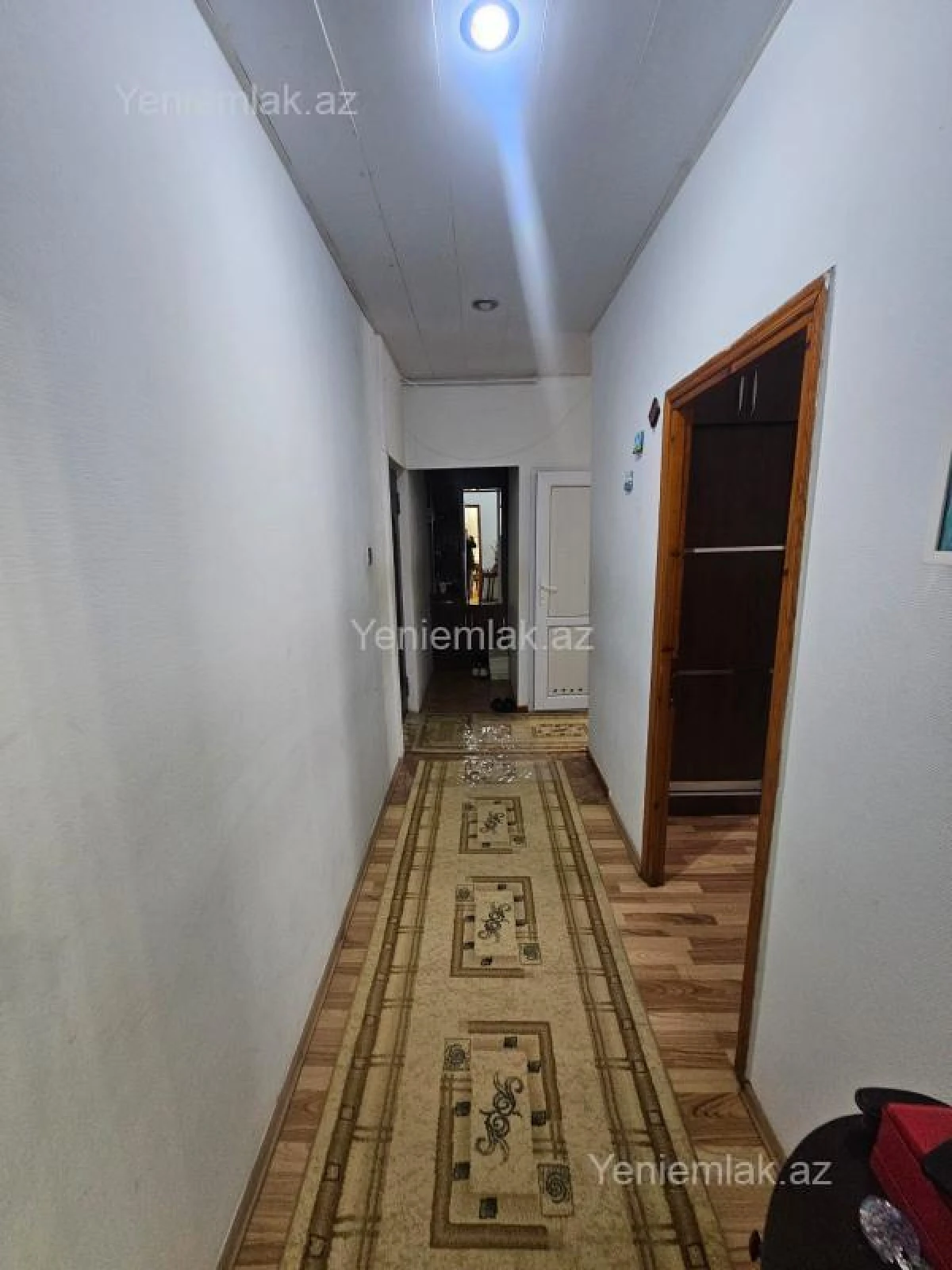 Satılır 2 otaqlı köhnə tikili 65 m²