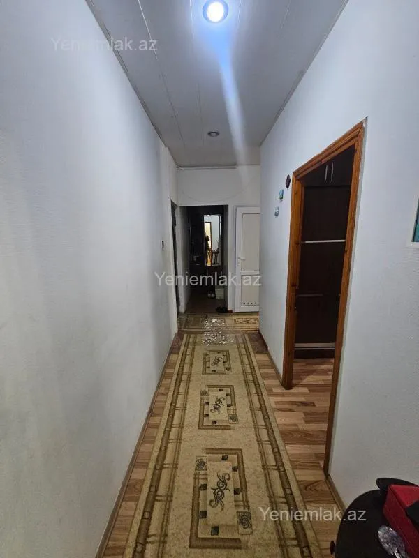 Satılır 2 otaqlı köhnə tikili 65 m²