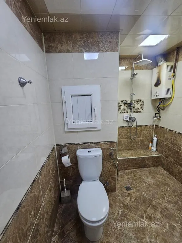 Satılır 2 otaqlı köhnə tikili 65 m²