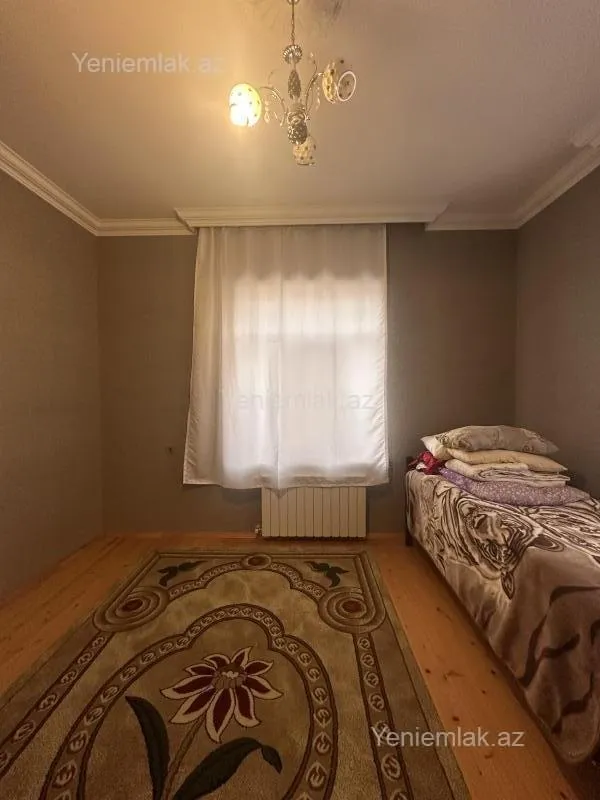 Satılır 6 otaqlı həyət evi 166 m²
