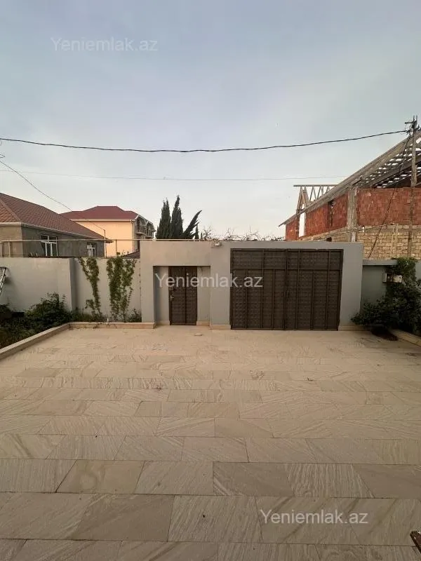 Satılır 6 otaqlı həyət evi 166 m²