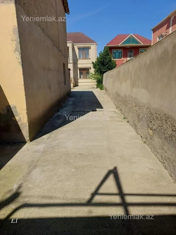 Satılır 4 otaqlı həyət evi 156 m²
