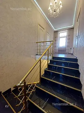 Satılır 4 otaqlı həyət evi 156 m²