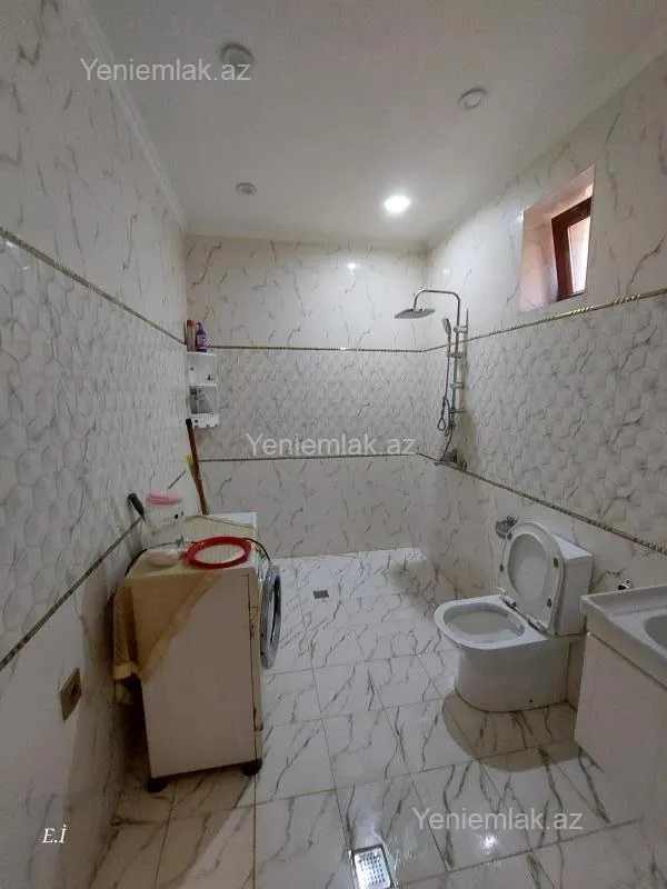 Satılır 4 otaqlı həyət evi 156 m²