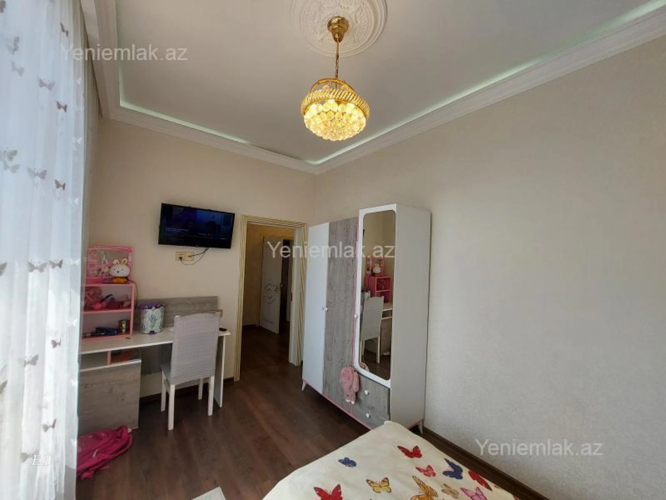 Satılır 4 otaqlı həyət evi 156 m²
