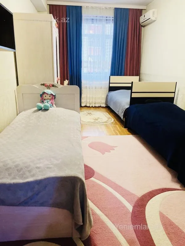 Satılır 3 otaqlı yeni tikili 102 m²