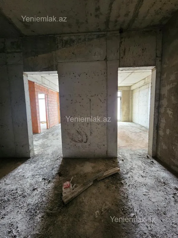 Satılır 2 otaqlı yeni tikili 100 m²