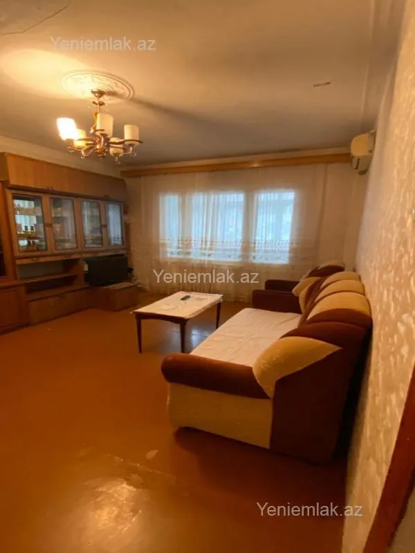 Satılır 3 otaqlı köhnə tikili 65 m²
