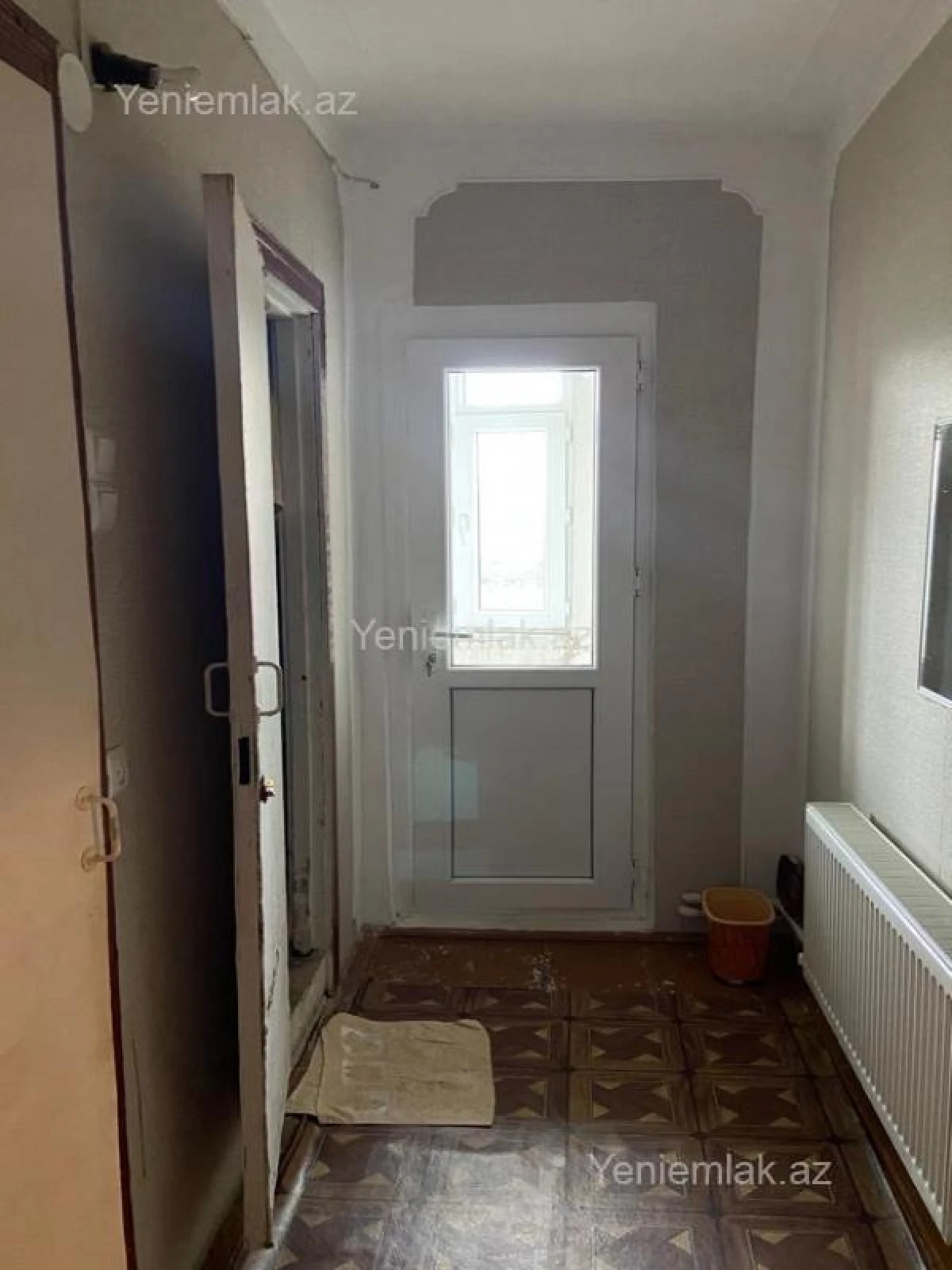 Satılır 3 otaqlı köhnə tikili 65 m²