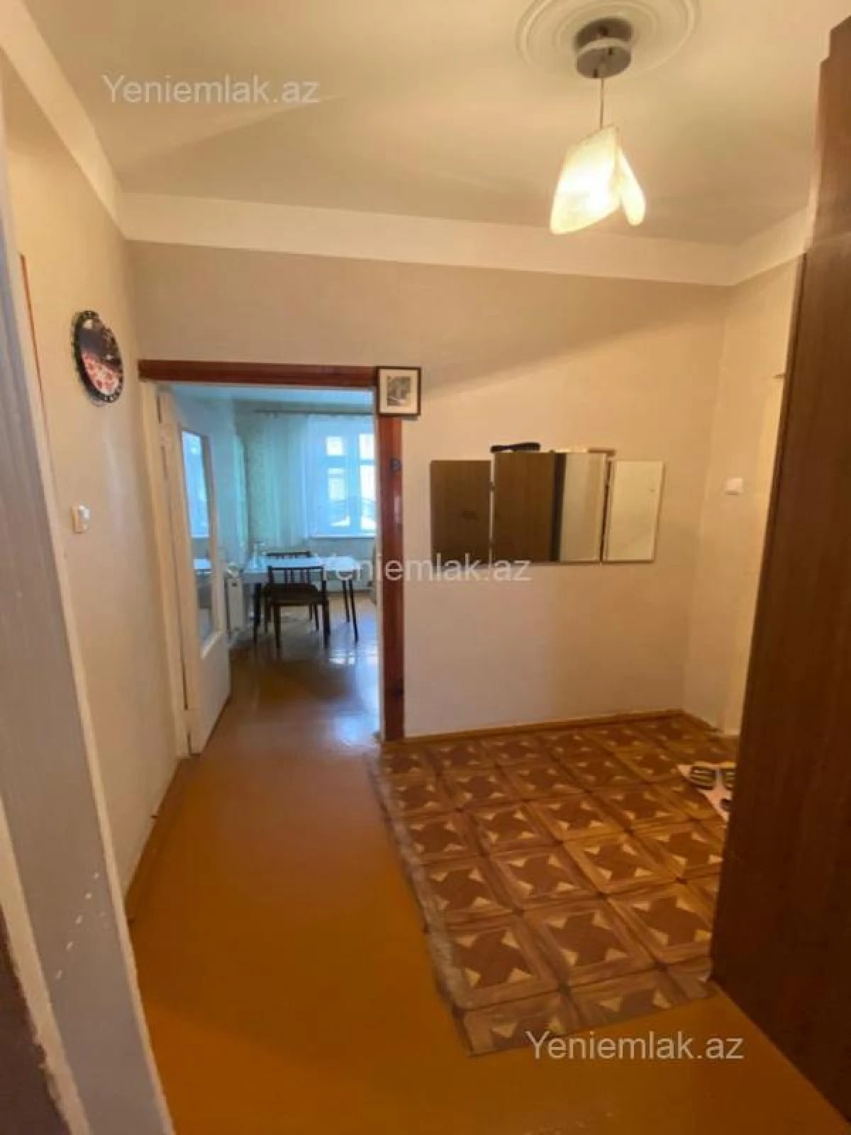 Satılır 3 otaqlı köhnə tikili 65 m²