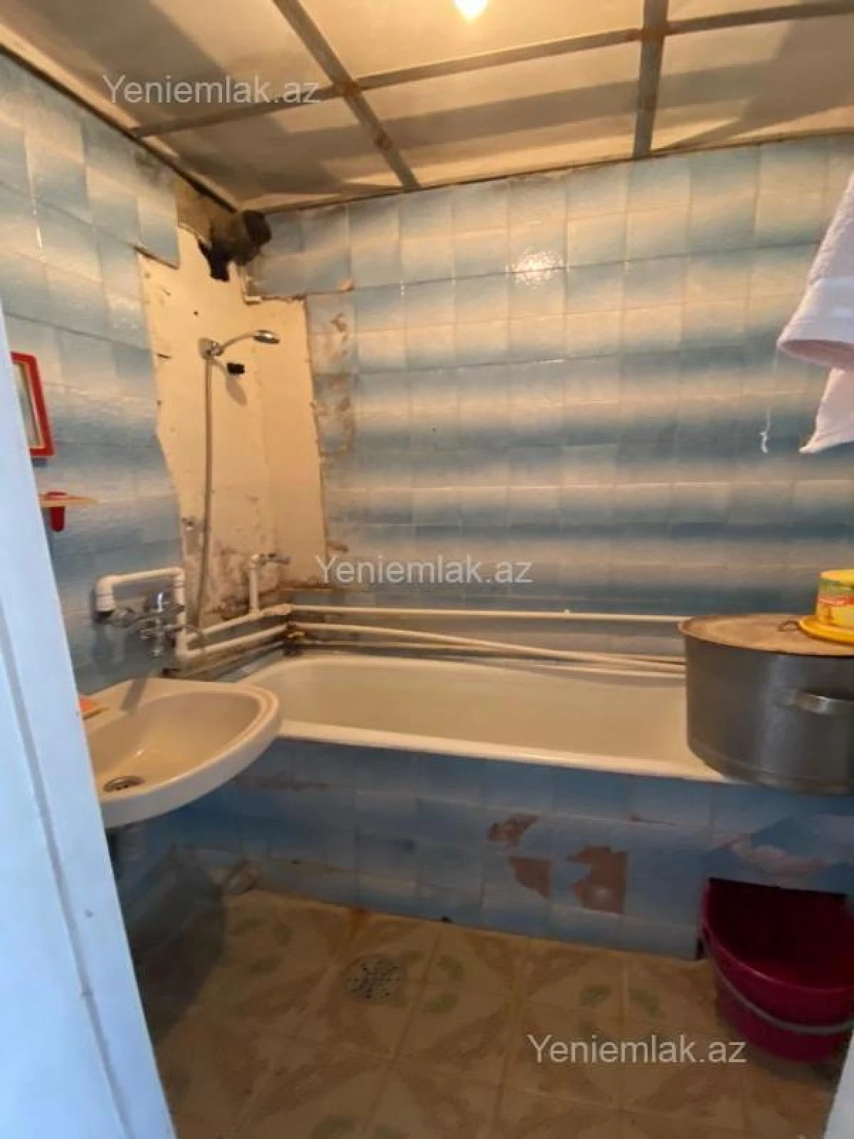 Satılır 3 otaqlı köhnə tikili 65 m²