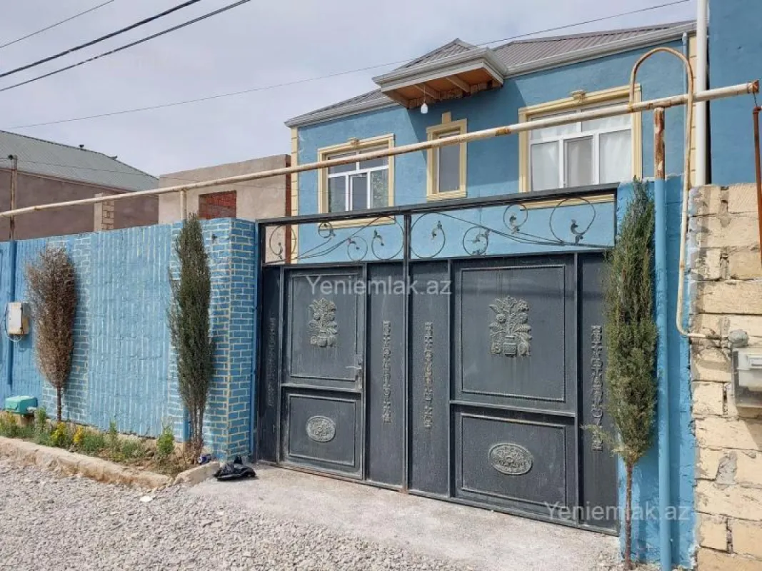 Satılır 3 otaqlı həyət evi 144 m²