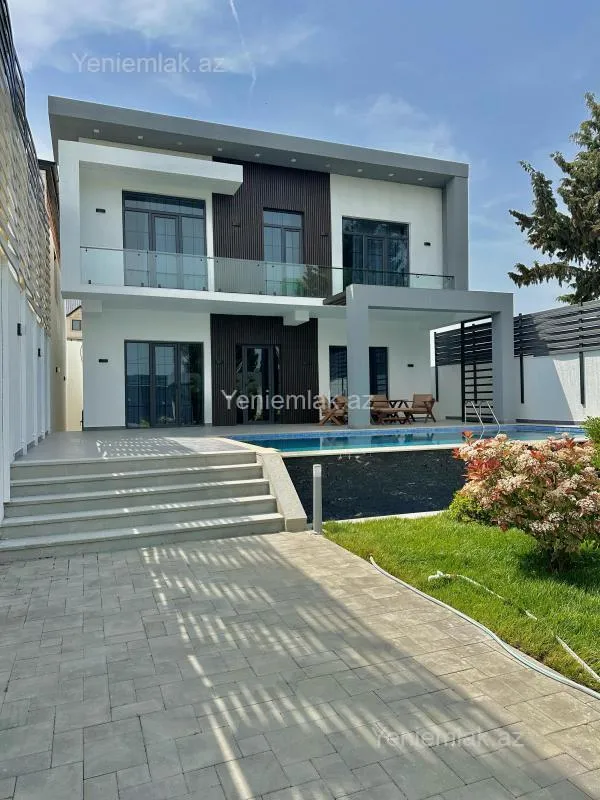 Satılır 5 otaqlı həyət evi 250 m²