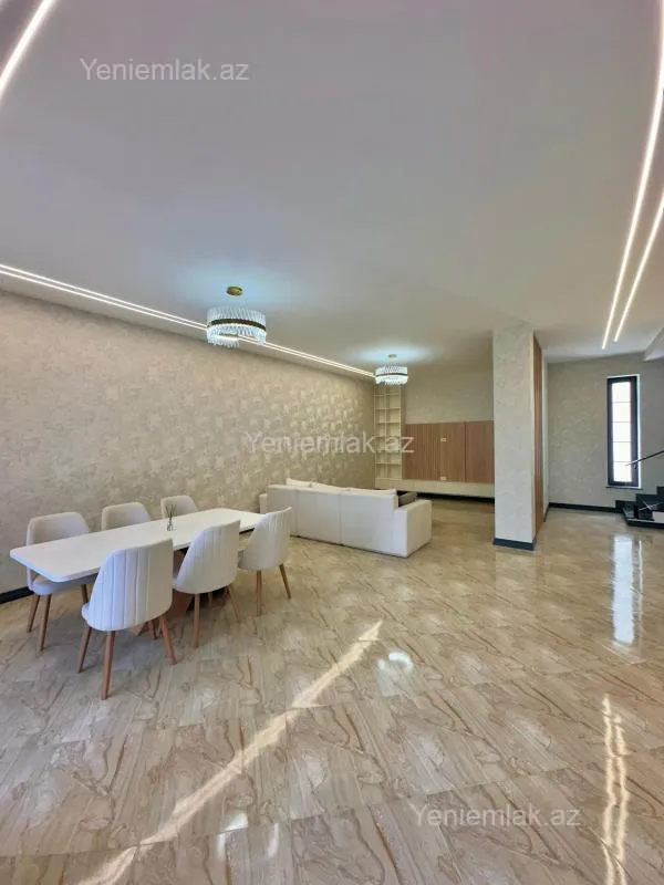 Satılır 5 otaqlı həyət evi 250 m²
