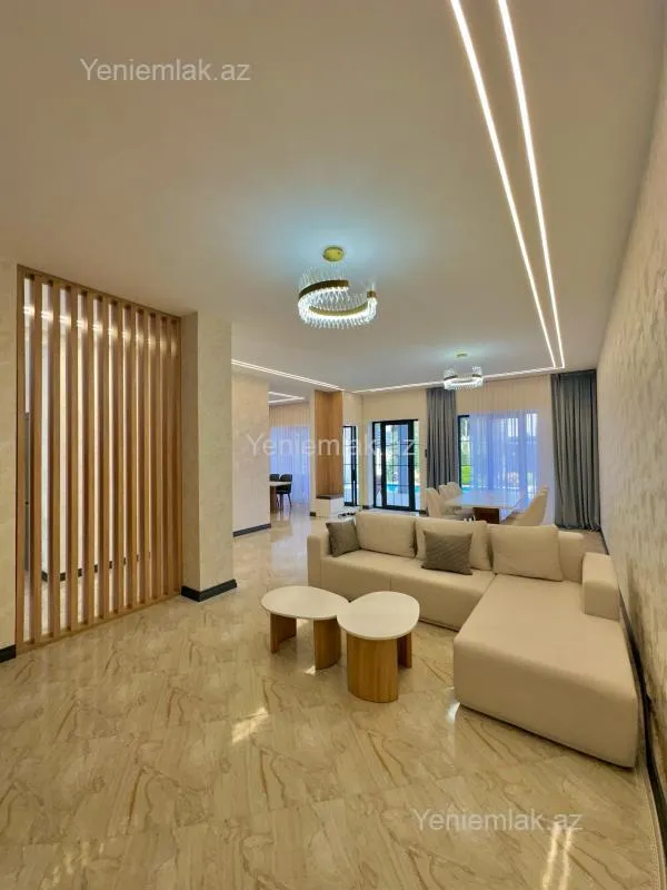 Satılır 5 otaqlı həyət evi 250 m²