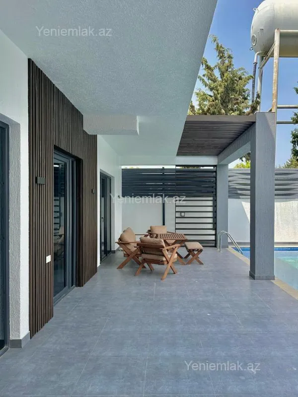 Satılır 5 otaqlı həyət evi 250 m²