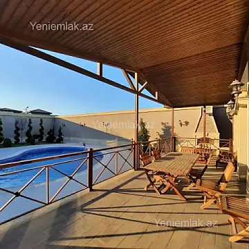 Satılır 4 otaqlı həyət evi 220 m²