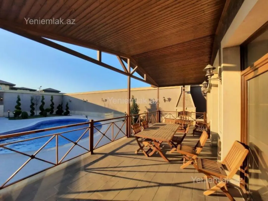Satılır 4 otaqlı həyət evi 220 m²