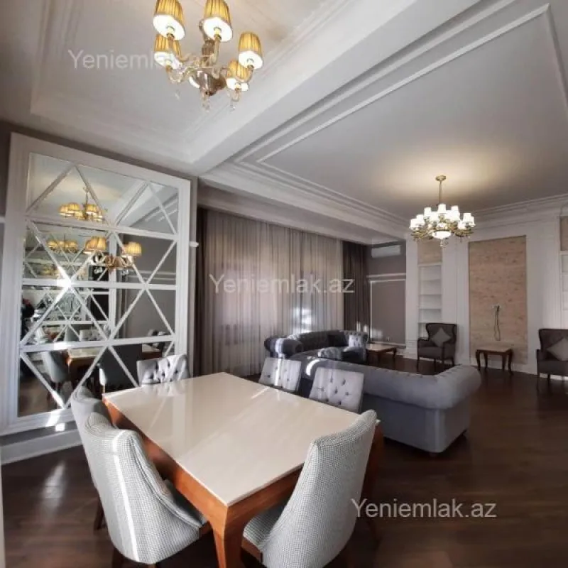 Satılır 4 otaqlı həyət evi 220 m²