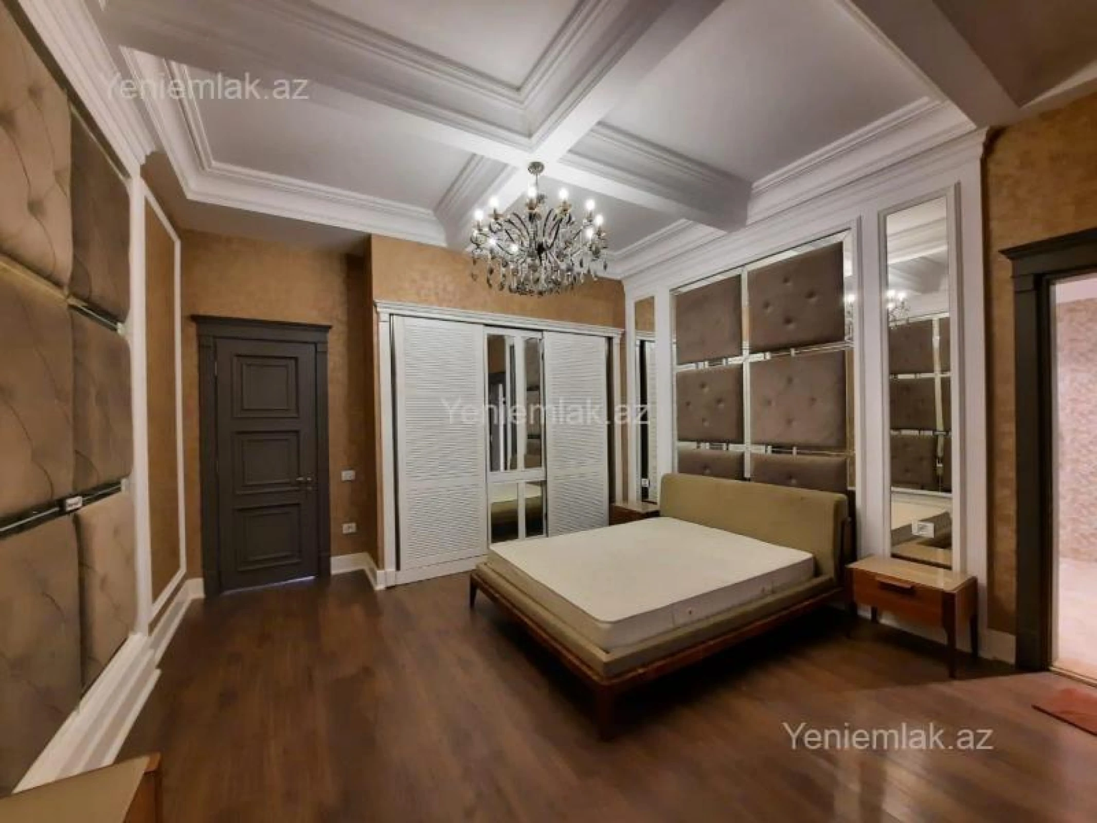 Satılır 4 otaqlı həyət evi 220 m²