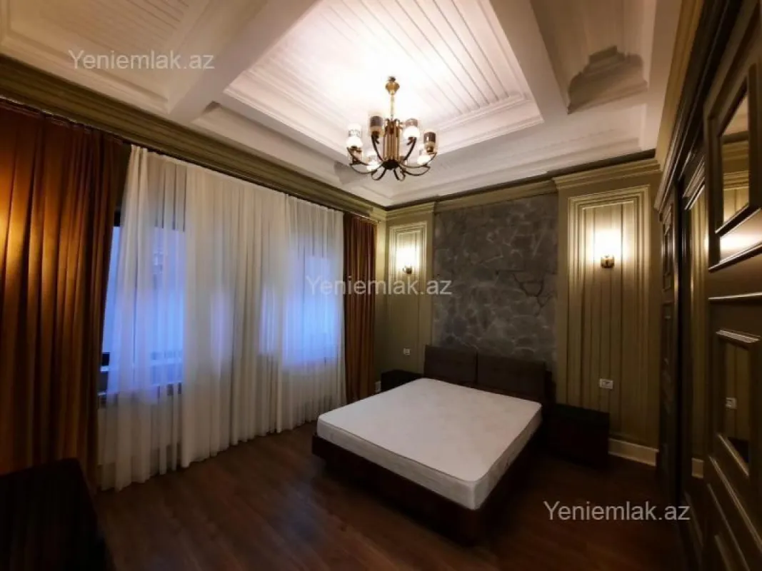Satılır 4 otaqlı həyət evi 220 m²