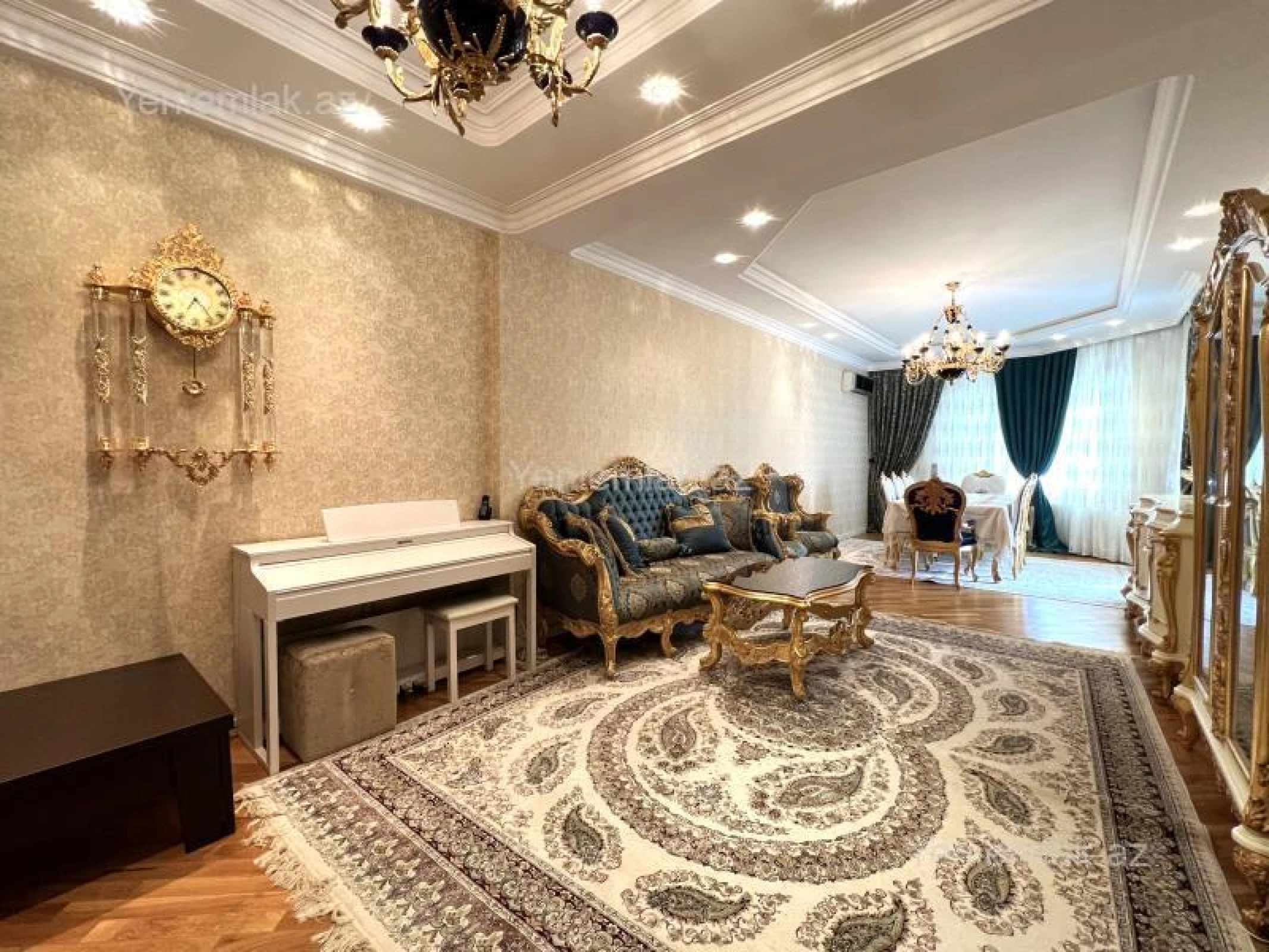 Satılır 5 otaqlı yeni tikili 200 m²