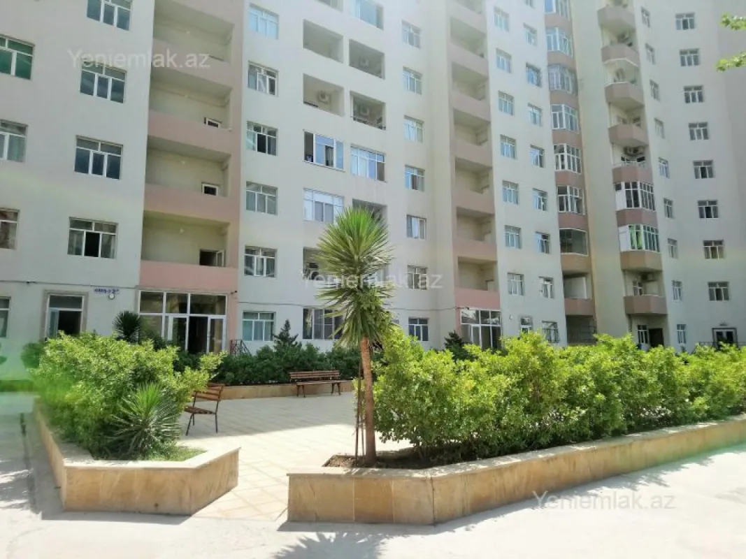 Satılır 5 otaqlı yeni tikili 200 m²
