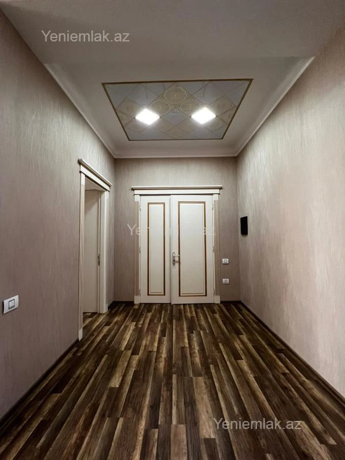 Satılır 7 otaqlı həyət evi 500 m²