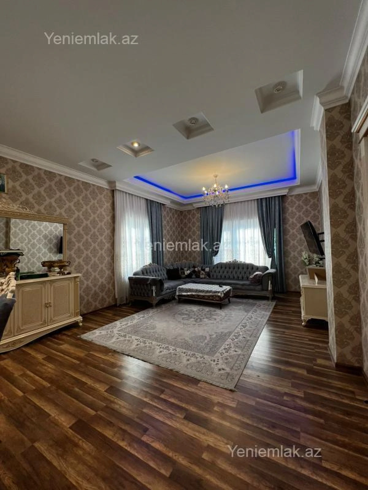Satılır 7 otaqlı həyət evi 500 m²