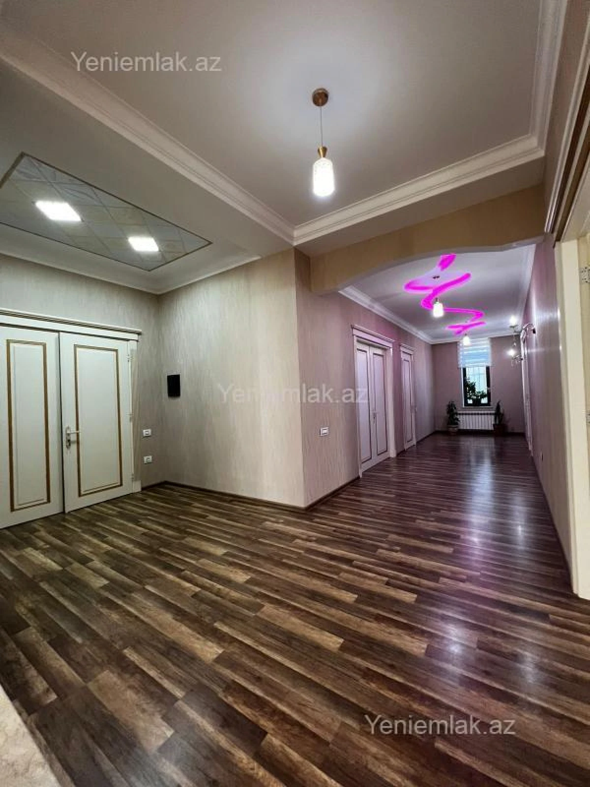 Satılır 7 otaqlı həyət evi 500 m²
