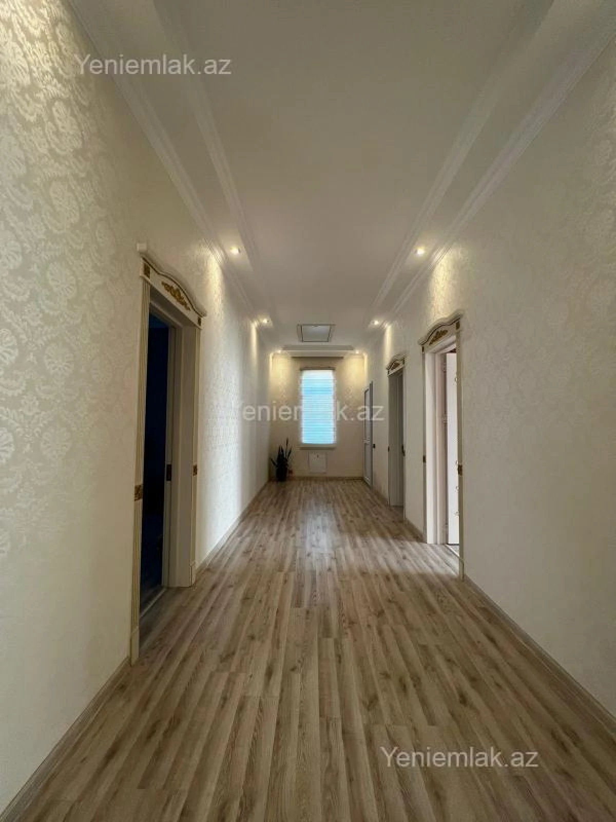 Satılır 7 otaqlı həyət evi 500 m²