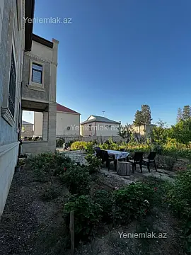 Satılır 7 otaqlı həyət evi 500 m²