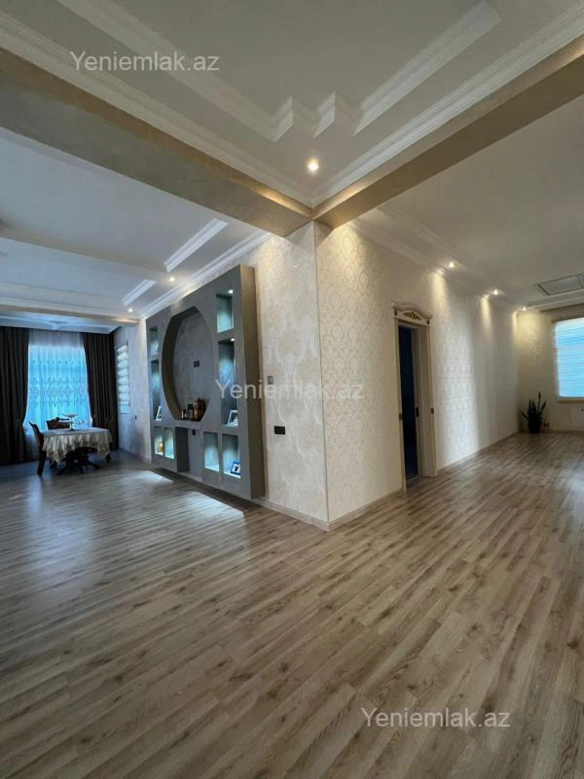 Satılır 7 otaqlı həyət evi 500 m²