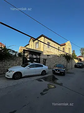 Satılır 7 otaqlı həyət evi 500 m²