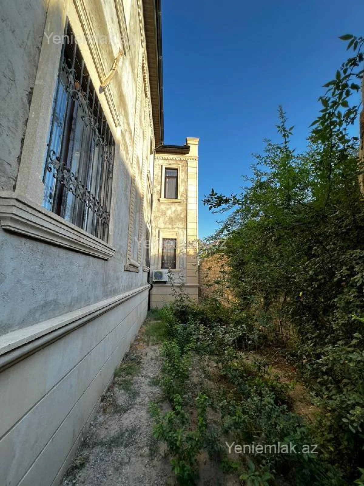 Satılır 7 otaqlı həyət evi 500 m²