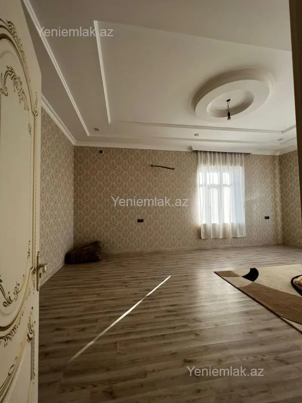 Satılır 7 otaqlı həyət evi 500 m²