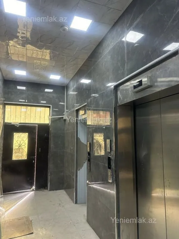 Satılır 4 otaqlı yeni tikili 174 m²