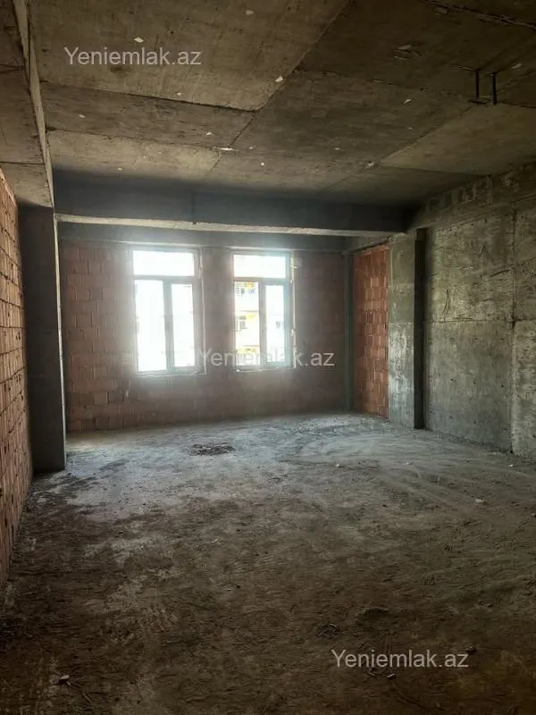 Satılır 4 otaqlı yeni tikili 174 m²