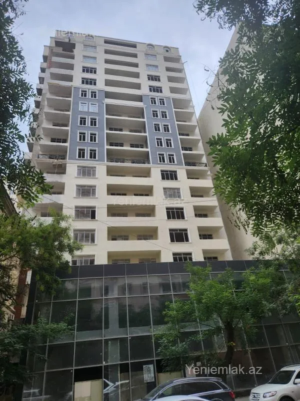 Satılır 4 otaqlı yeni tikili 174 m²