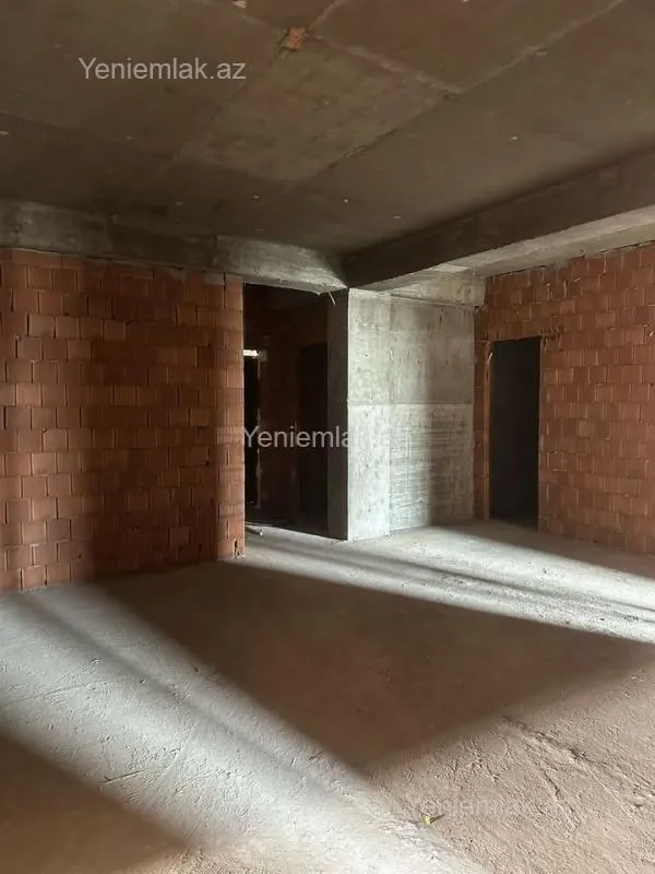 Satılır 4 otaqlı yeni tikili 174 m²