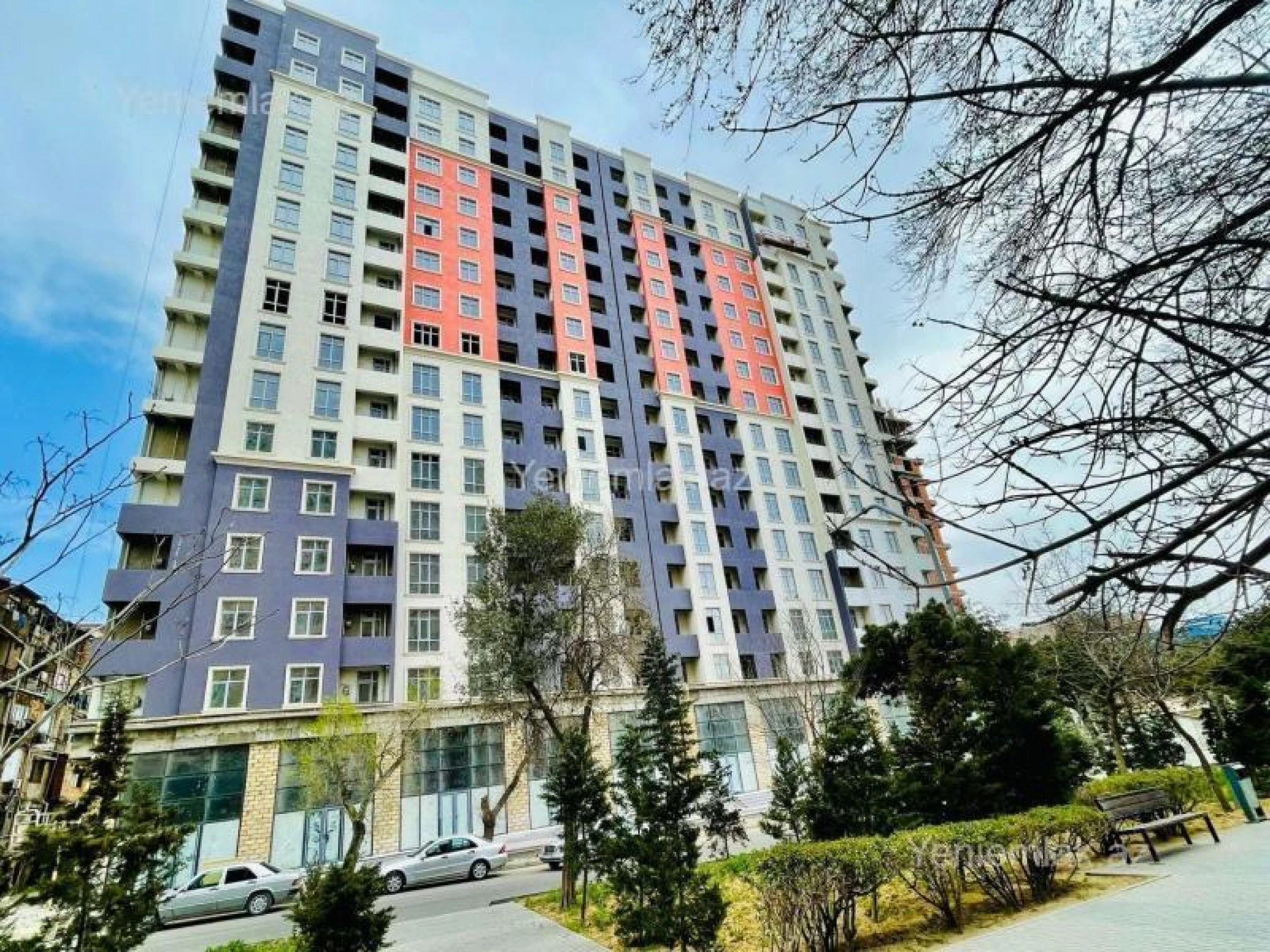 Satılır 2 otaqlı yeni tikili 76 m²