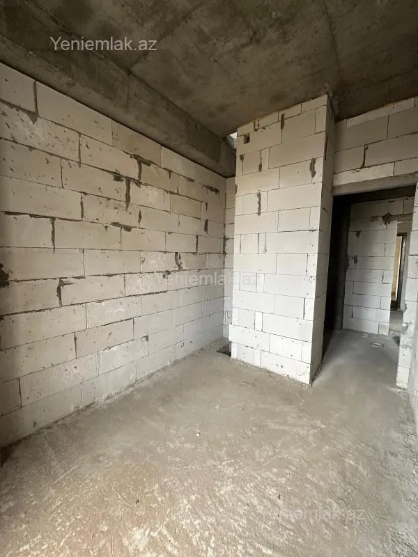 Satılır 2 otaqlı yeni tikili 76 m²