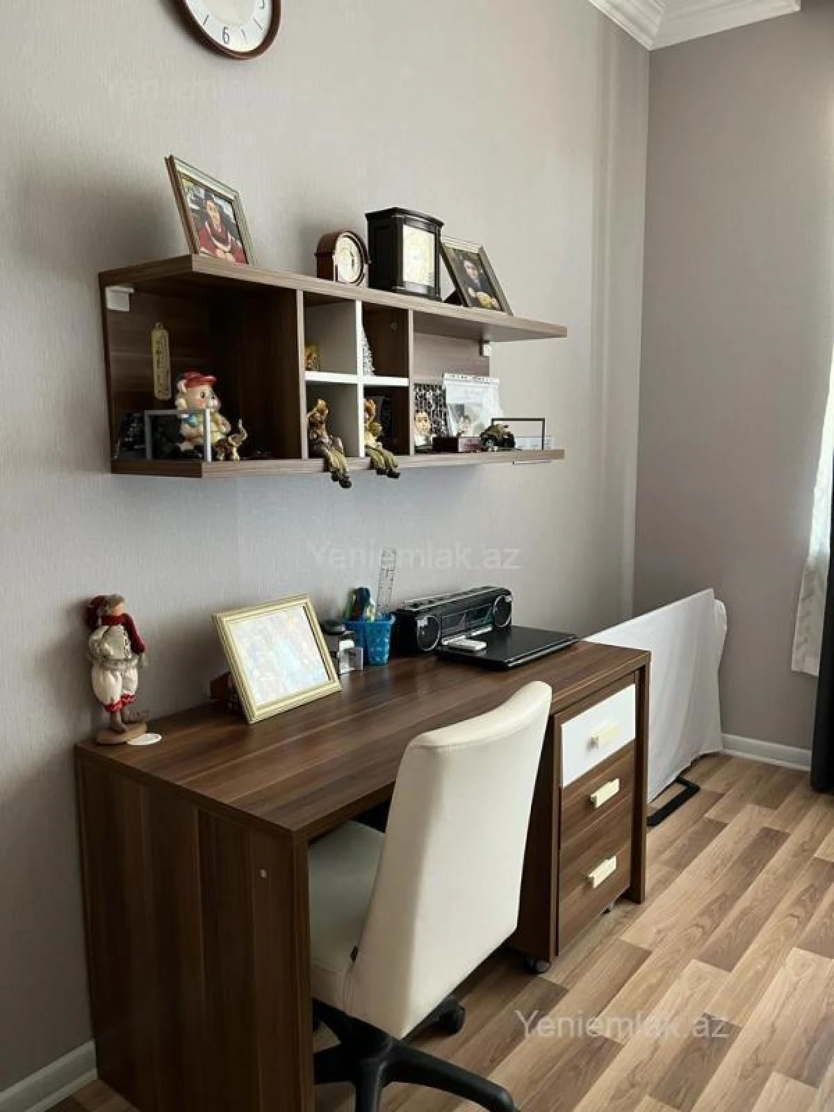 Satılır 5 otaqlı həyət evi 200 m²