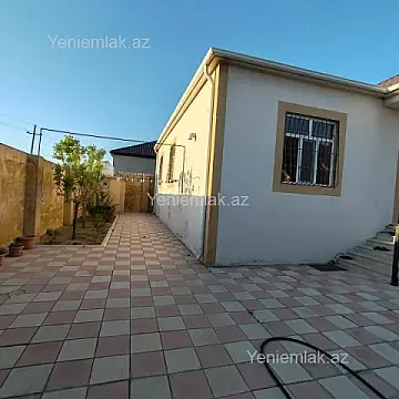 Satılır 4 otaqlı həyət evi 135 m²