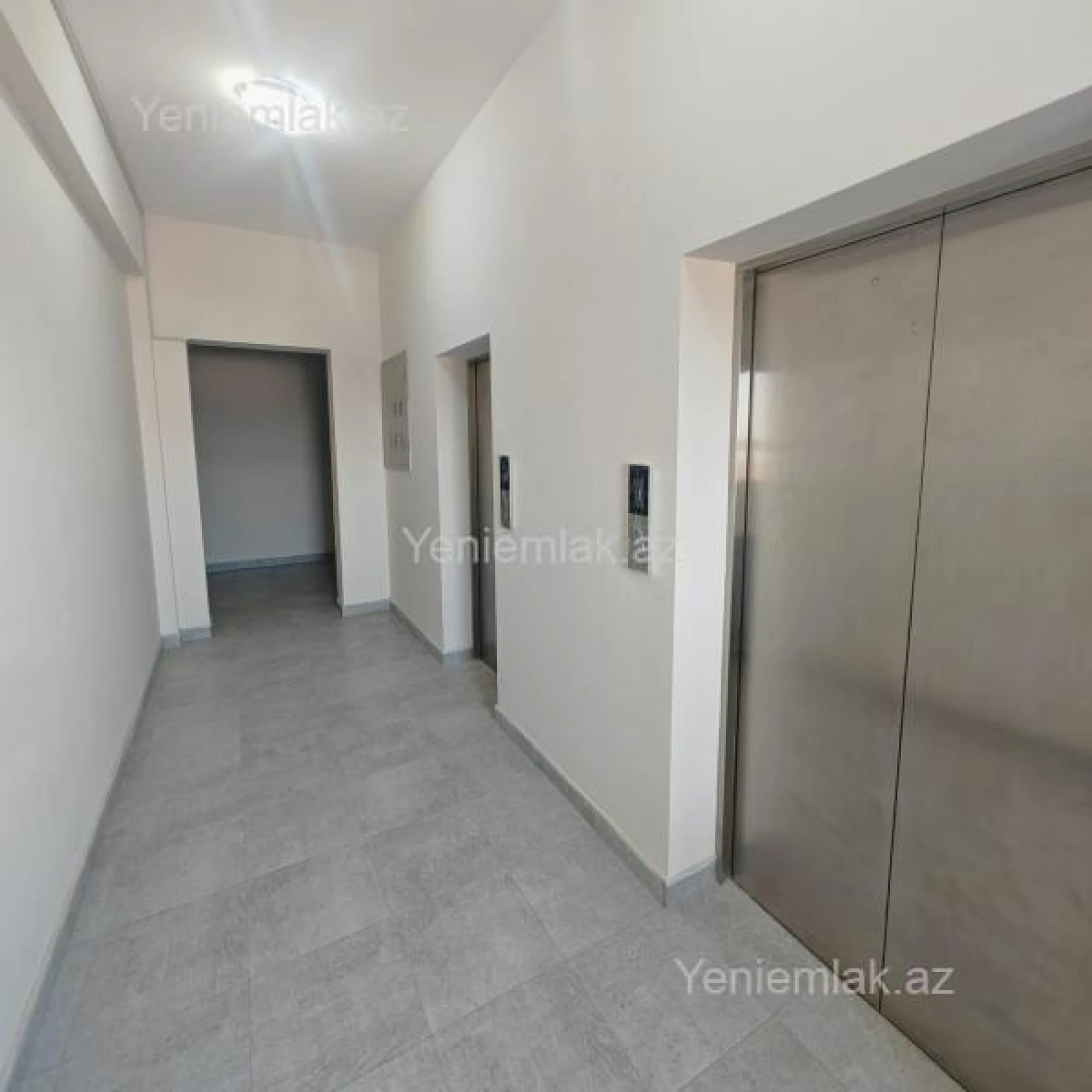Satılır 2 otaqlı yeni tikili 89 m²