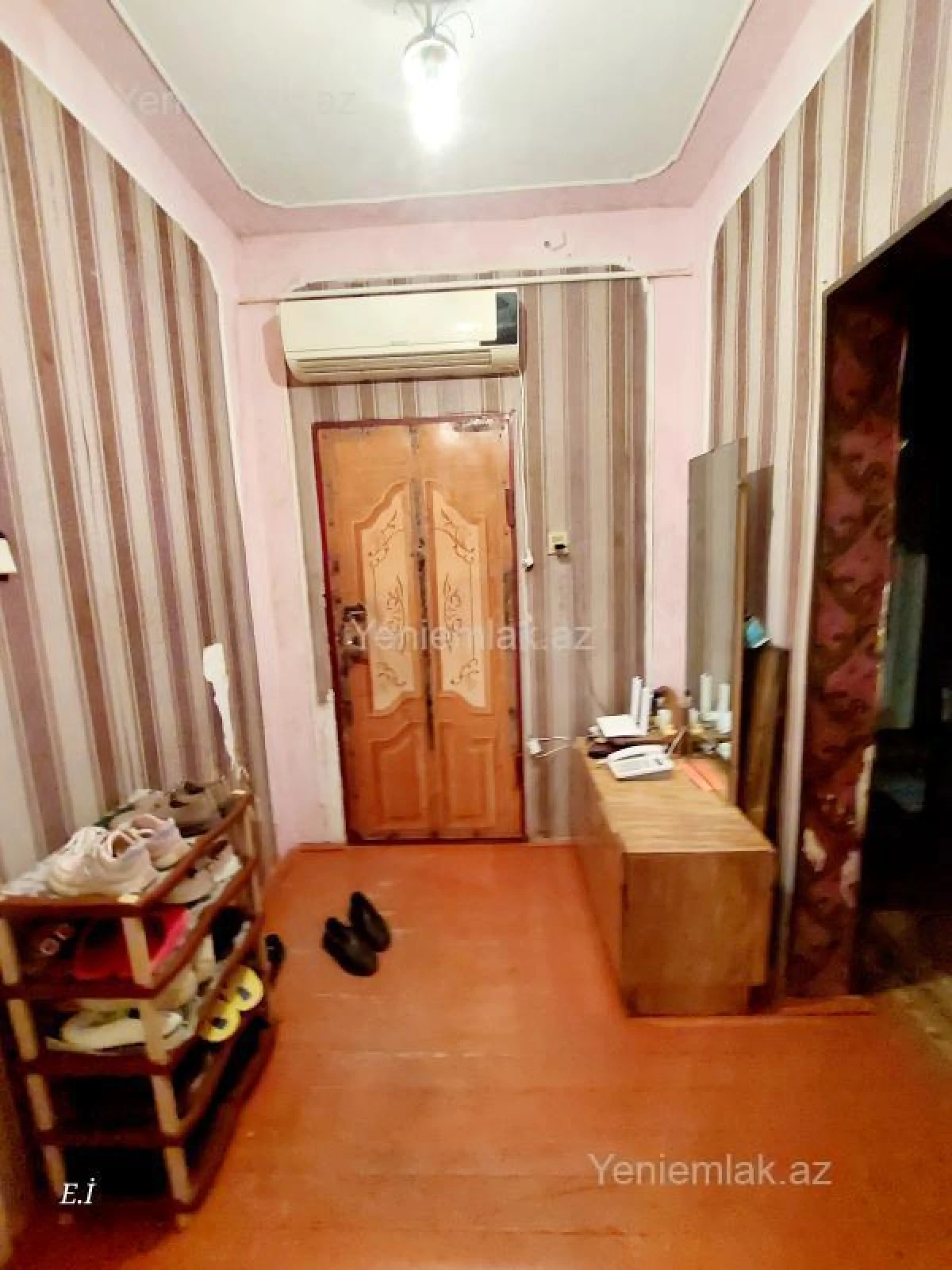 Satılır 3 otaqlı köhnə tikili 70 m²