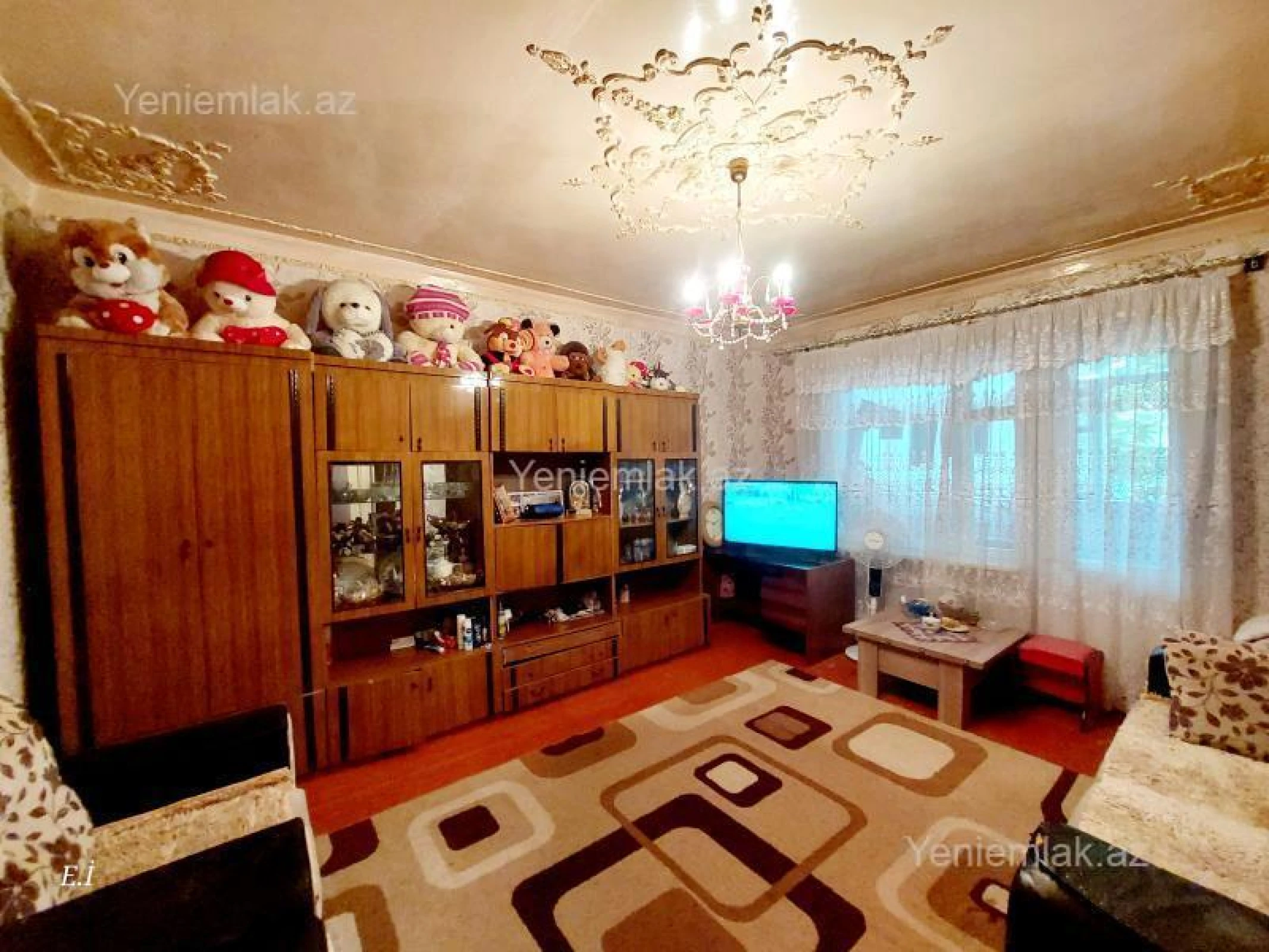 Satılır 3 otaqlı köhnə tikili 70 m²