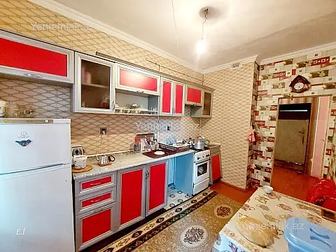 Satılır 3 otaqlı köhnə tikili 70 m² — Sumqayıt, 2-ci mikrorayon 3 otaq 70.00 m²