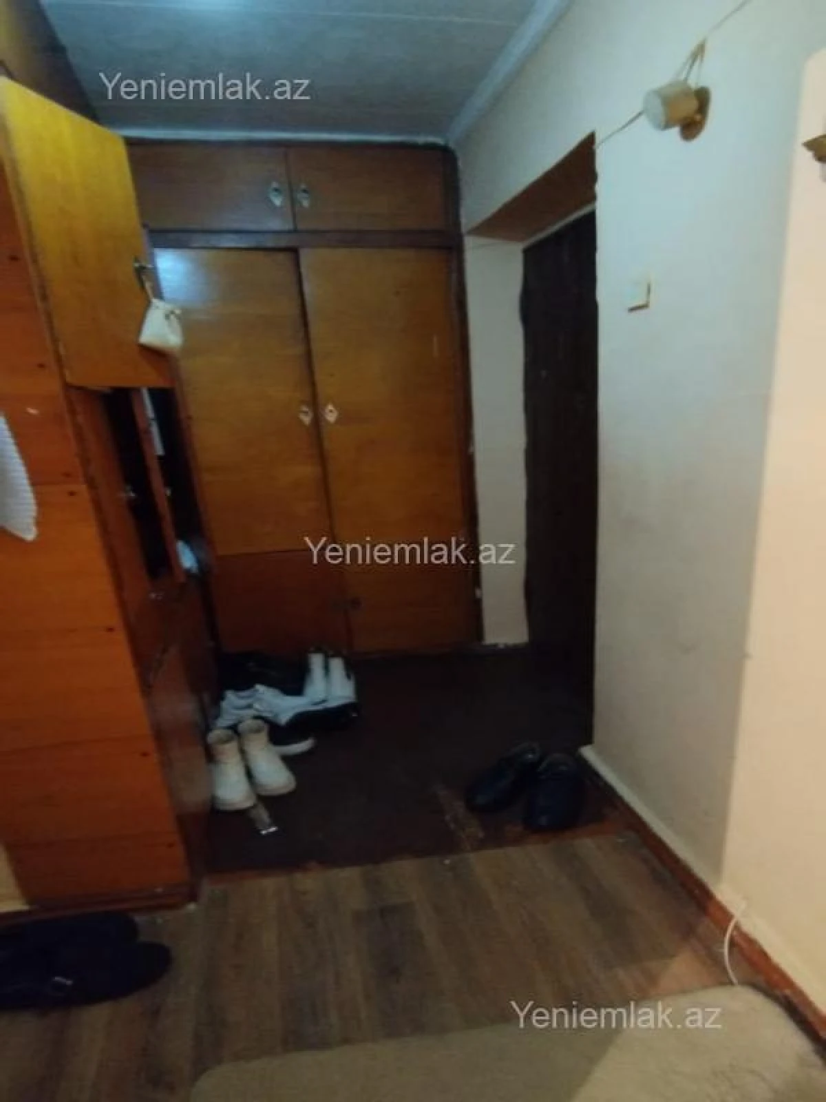 Satılır 2 otaqlı köhnə tikili 65 m²